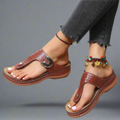 Cameron | Buckled Toe Post Sandals