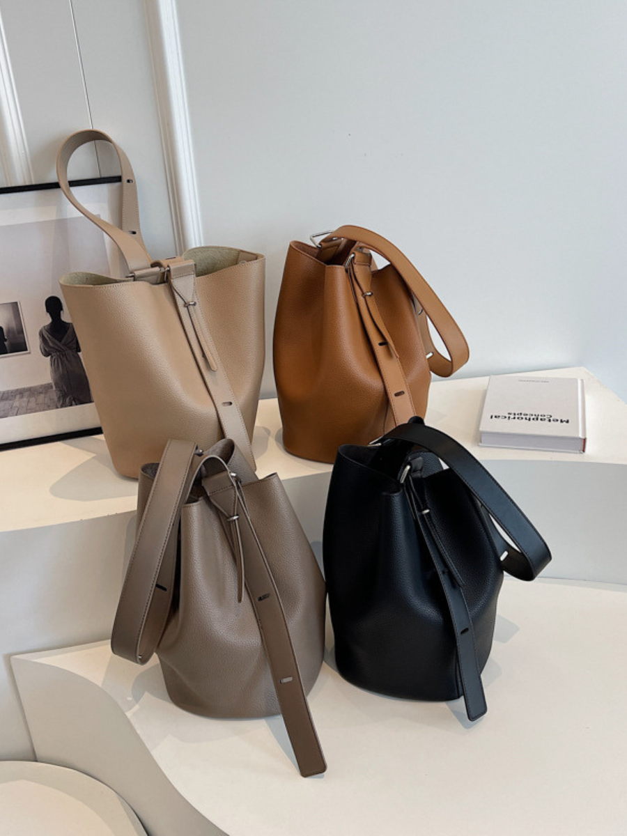 KHLOE | ADJUSTABLE STRAP BUCKET BAG