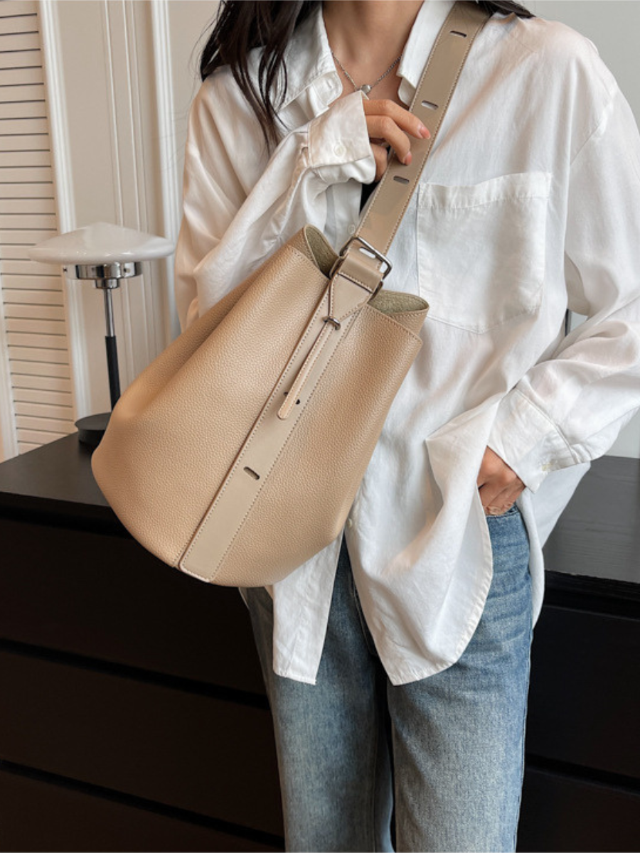 KHLOE | ADJUSTABLE STRAP BUCKET BAG