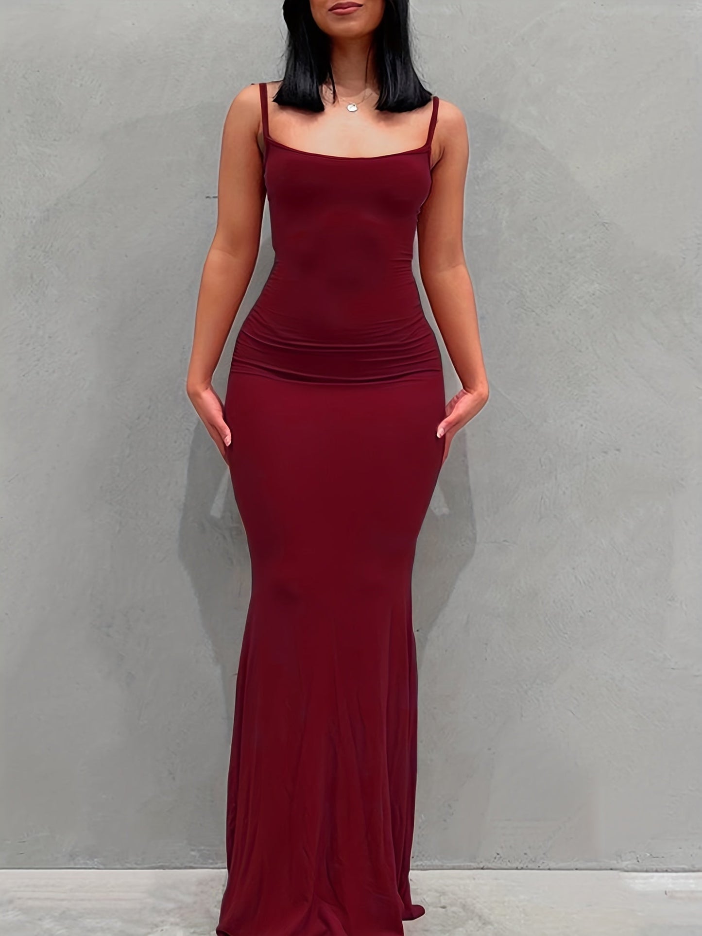 Allie – Sleek Bodycon Maxi Dress