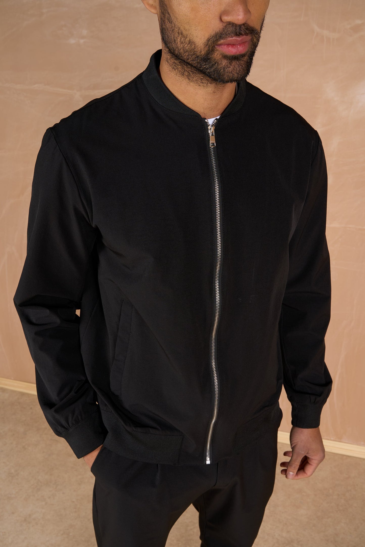 Premium Tapered Turn-Up Pants - Black