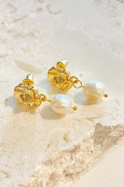 Essentials Loft™ | Mina Pearl Earrings