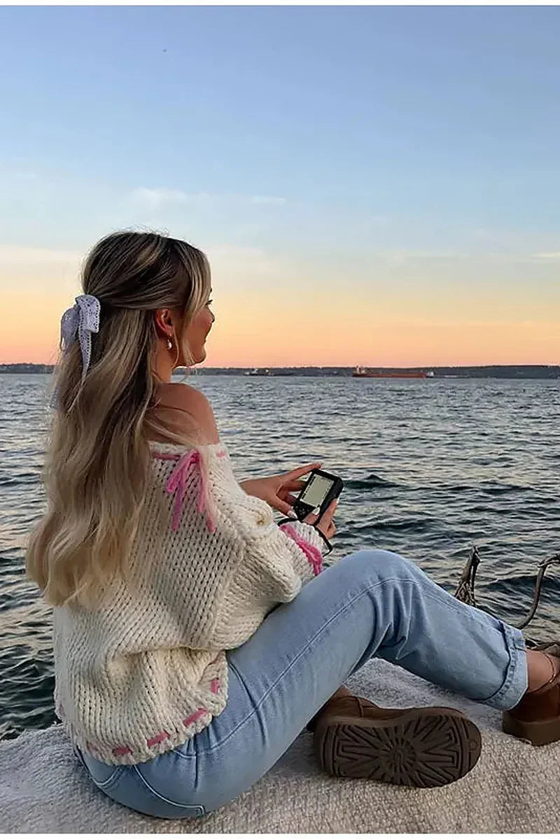 Gigi | The Soft Horizon Pullover