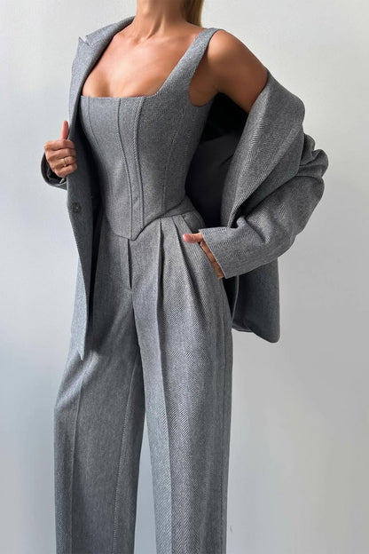 Renata | 3-piece suit with double-breasted blazer