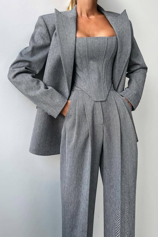 Renata | 3-piece suit with double-breasted blazer