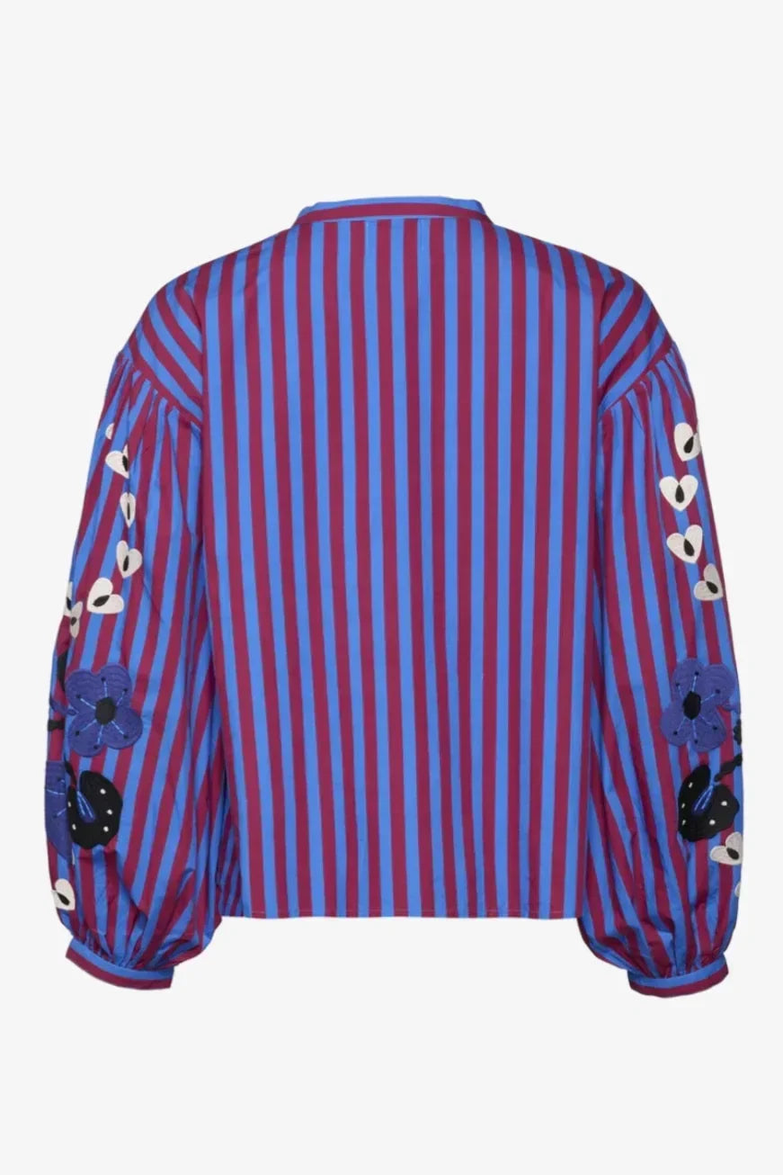 Essentials Loft™ | Vintage Carousel Blouse