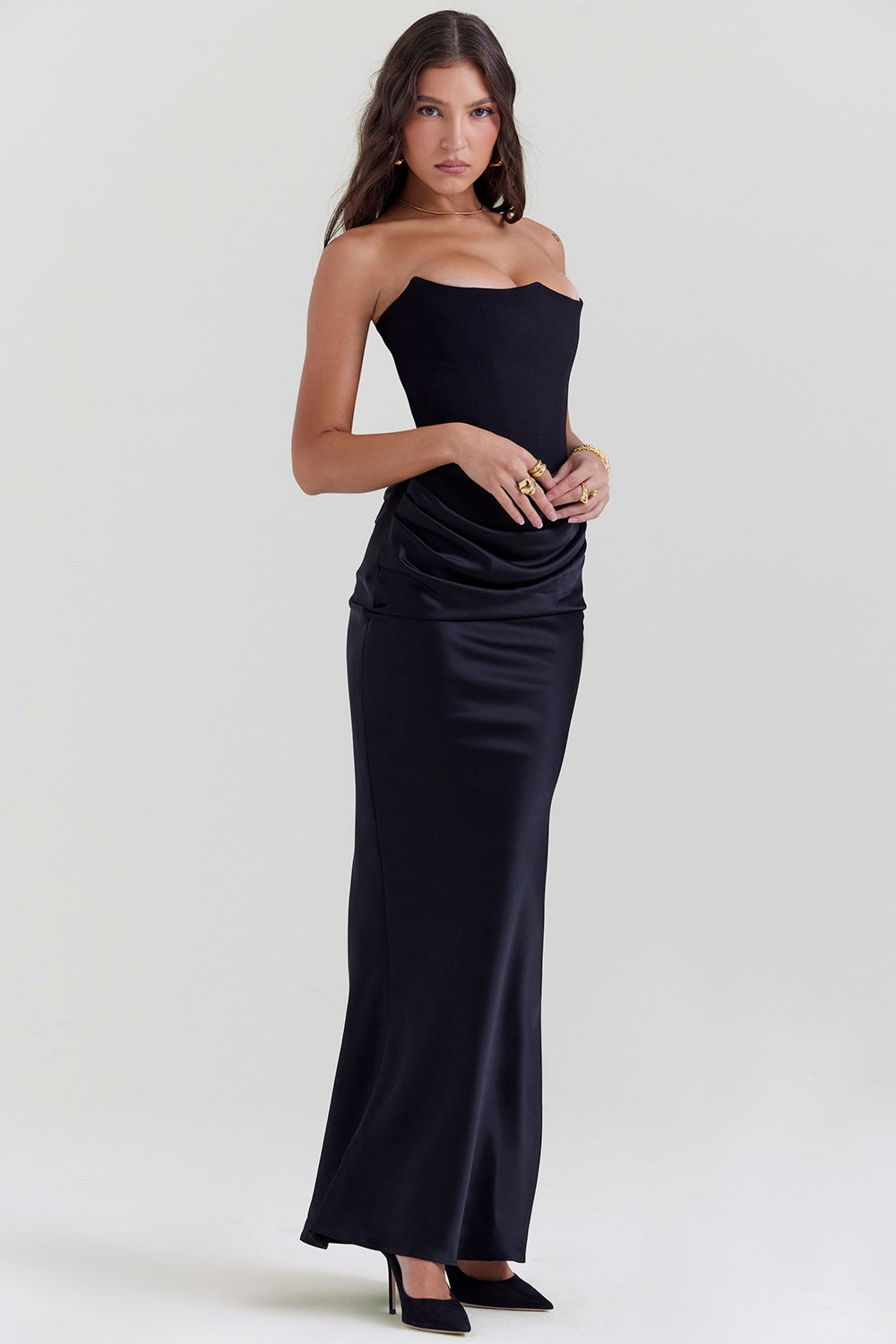 ANIKA | OFF-THE-SHOULDER DRESS