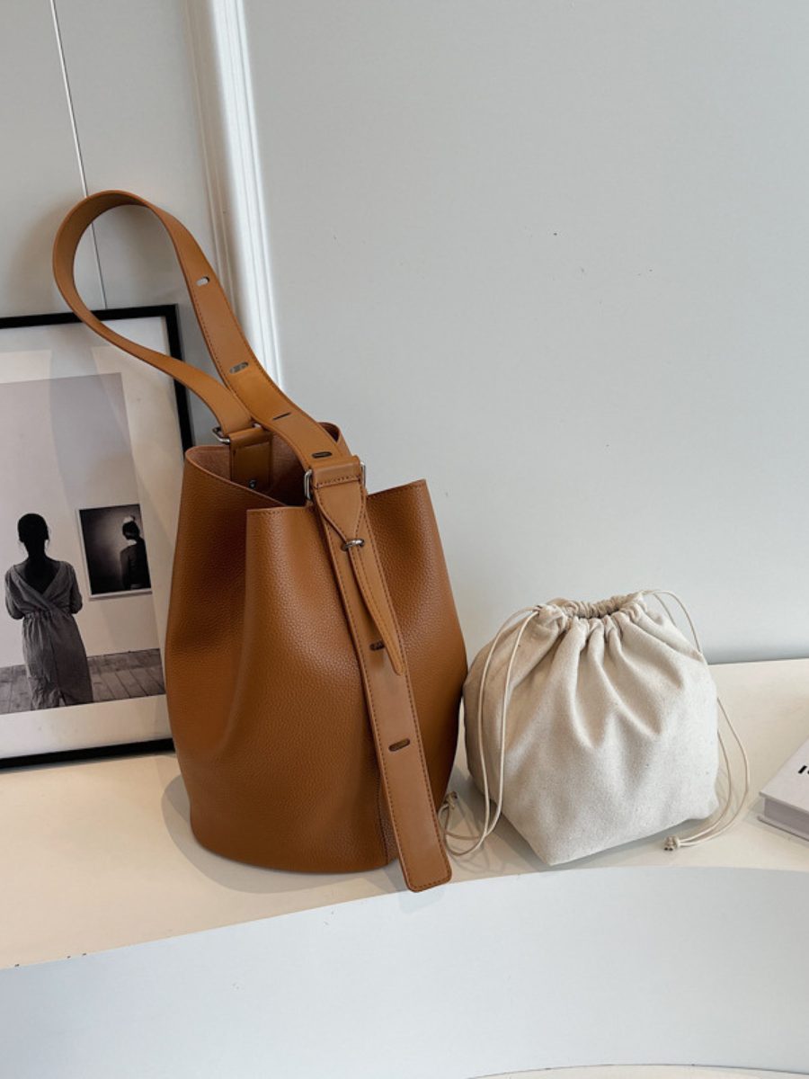 KHLOE | ADJUSTABLE STRAP BUCKET BAG