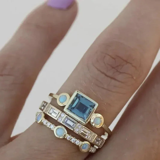 Faelyn - Vintage Blue Crystal Ring