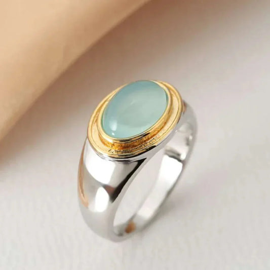 Livia – Vintage Green Moonstone Ring